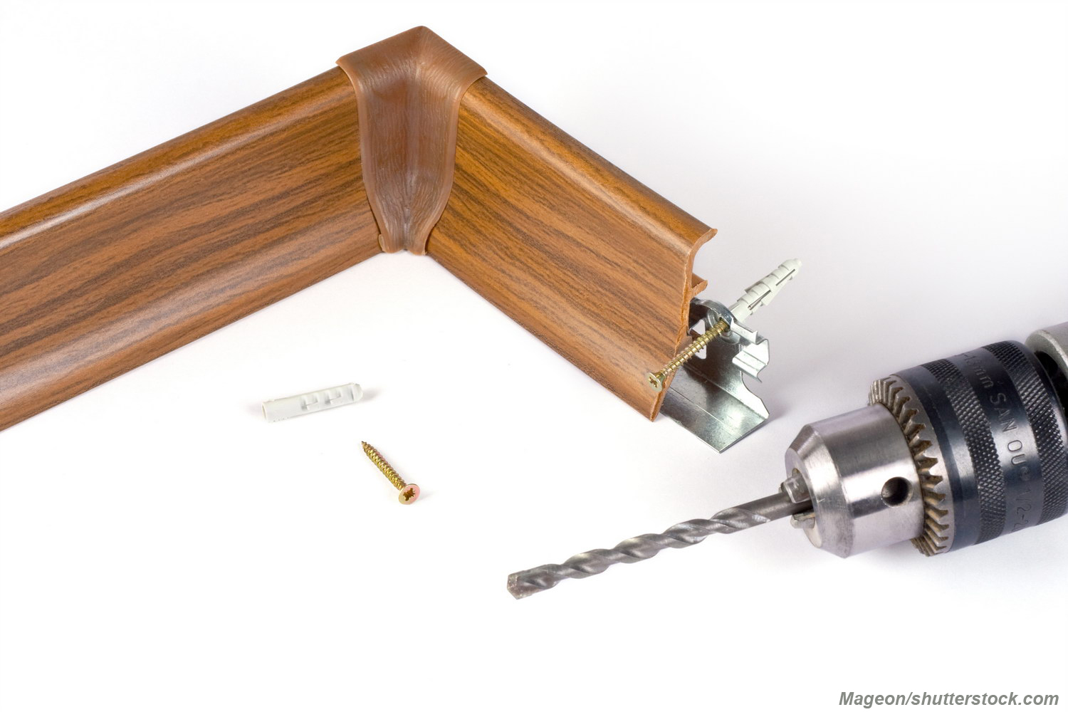 Krok 4: Řezání a instalace základní desky