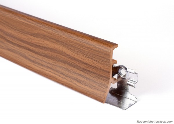 Плинтус с кабель-каналом: преимущества, установка